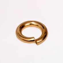 Load image into Gallery viewer, Yellow Gold Jump Rings 14K Solid Gold (10-Pack) or 14/20 Gold Filled (100-Pack)