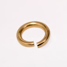 Load image into Gallery viewer, Yellow Gold Jump Rings 14K Solid Gold (10-Pack) or 14/20 Gold Filled (100-Pack)